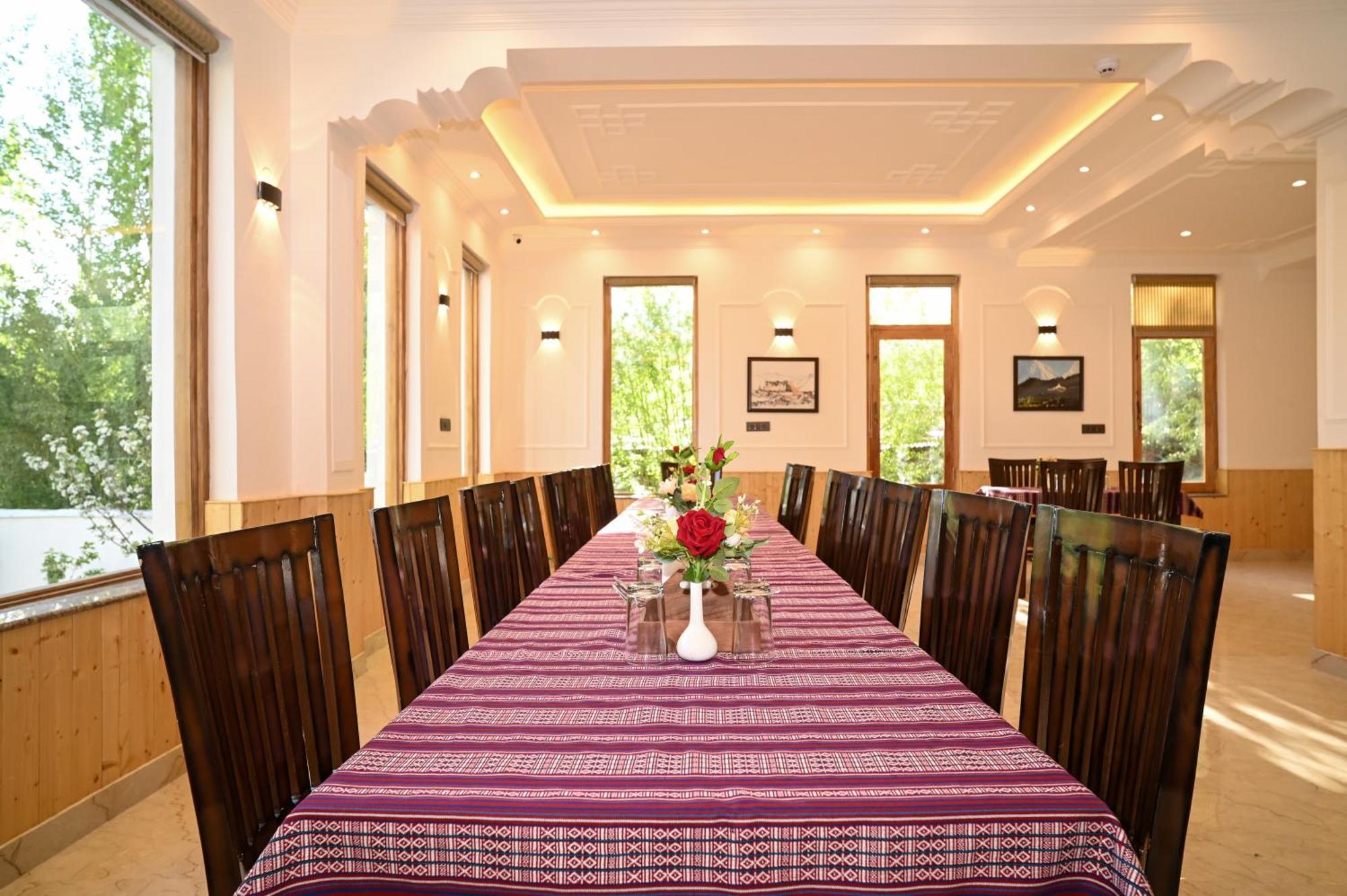 Hotel Ladakh Hills Leh Eksteriør billede