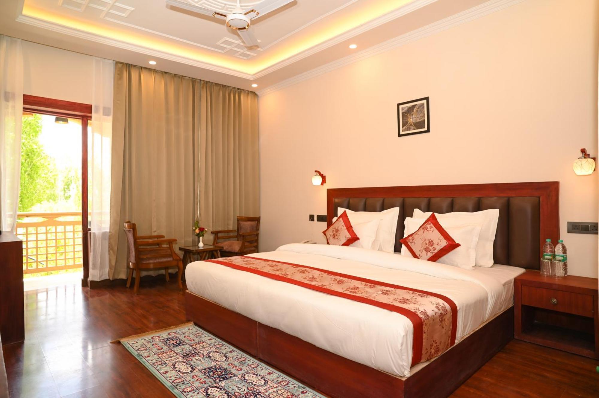 Hotel Ladakh Hills Leh Eksteriør billede